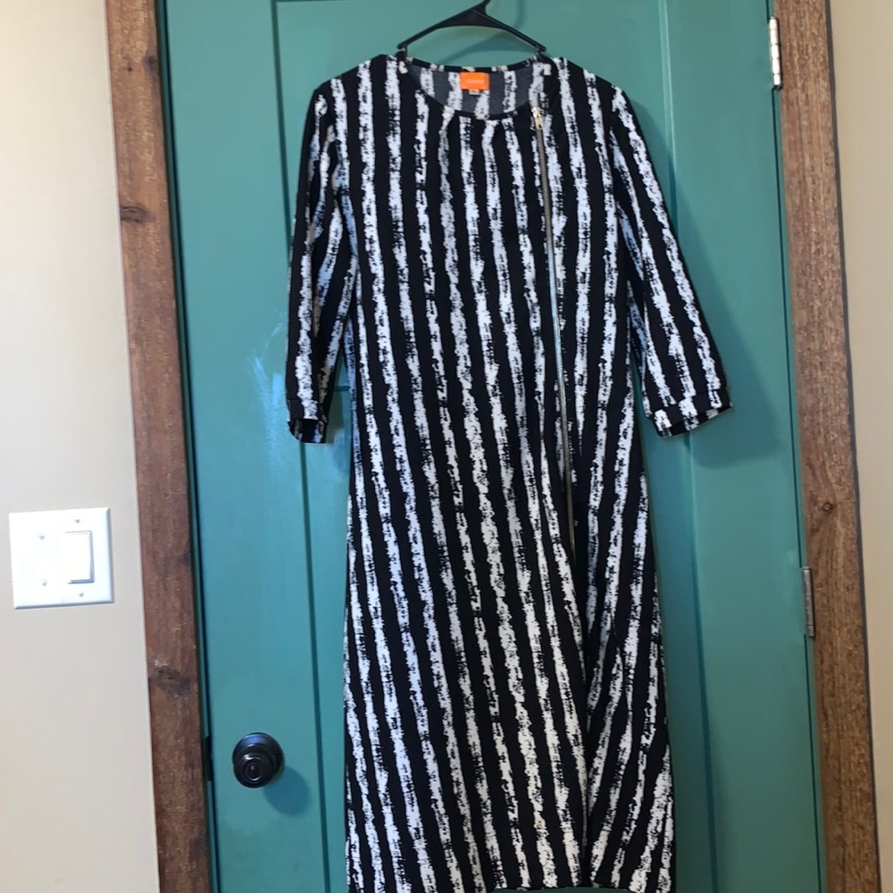 5 for $25🎈 Deela dress